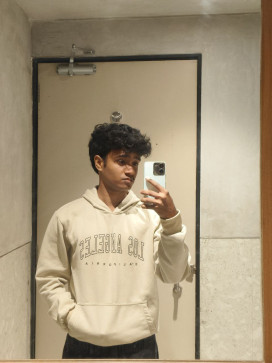 SANKET, 20, India