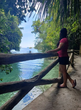 Mikay, 37, Philippines