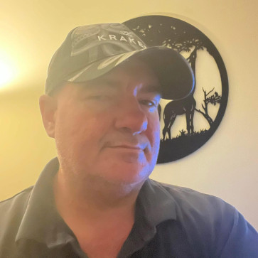 Mark, 43, Australia