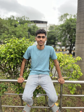 Suyesh, 19, India
