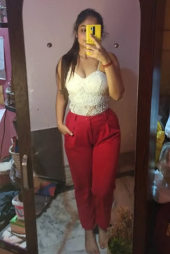 Rukshar, 23, India