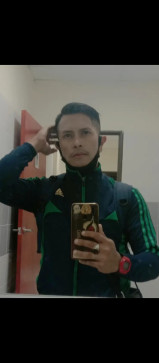 Dino Valen, 42, Malaysia