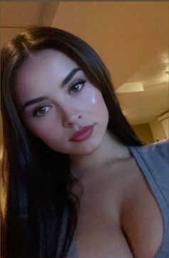 Ailina, 19, United States