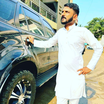 Monu Sh, 35, India