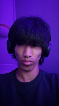 Supermoskel, 18, Norway