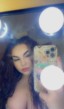 Lily, 18, United States