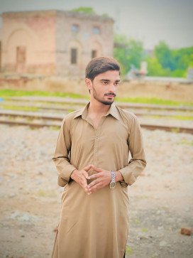 Asim Mughal, 18, United States