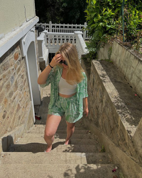 Luna, 27, United Kingdom