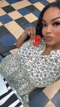 Tina, 32, Canada