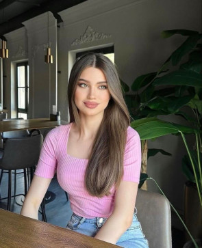 Lianay, 28, France