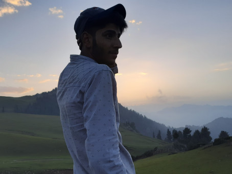 Khan Shahid, 20, India