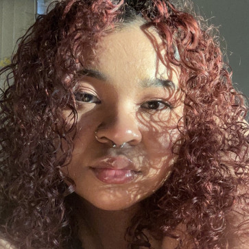 Desirae, 25, United States