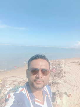 Ashfield, 32, India