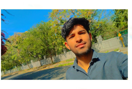Deepak, 23, India