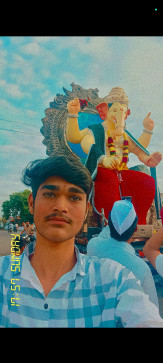 Nick, 19, India