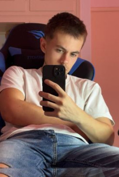 Dylord Dean, 21, United States