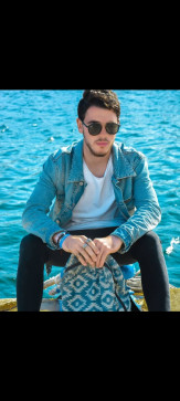 Zommy, 25, Italy