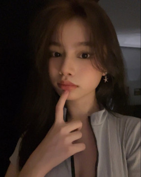 Mika, 18, Philippines