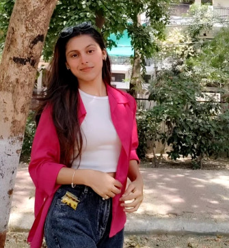 Isha Singh, 19, India