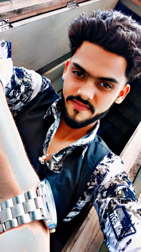 Dilakash, 22, Croatia