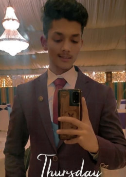 Hamza, 20, Pakistan