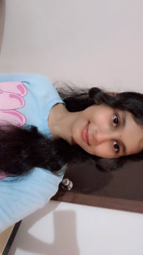 Ananya, 18, India