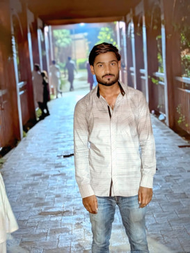 Umar, 21, Pakistan