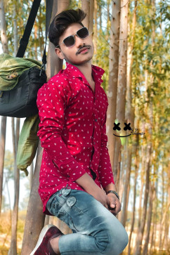 Raja, 19, United States