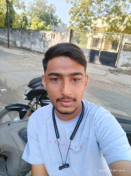 Ali Asaria, 22, India