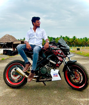Rishi, 27, India