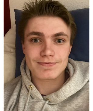 Aleksander, 18, Norway