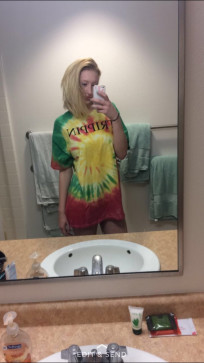 Naomiibby, 19, United States