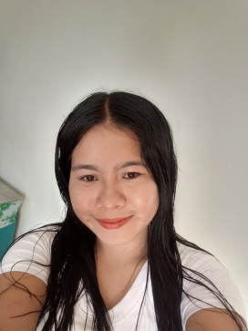 Lorraine Salceda, 23, Philippines