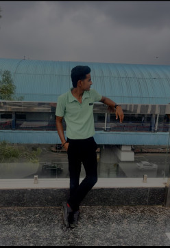Anuj, 23, India