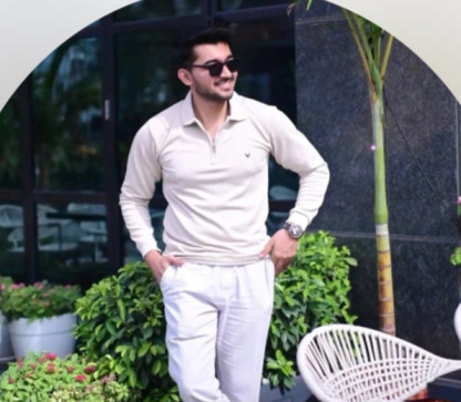 Asim Khan, 26, India