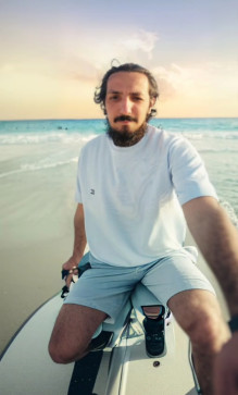 Mr Mahmoud, 37, Egypt