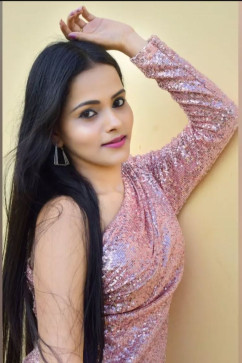 Nikkita, 21, India