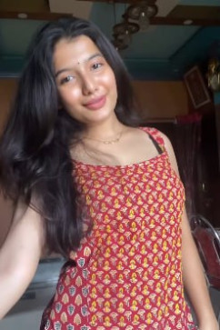 Maani, 18, India