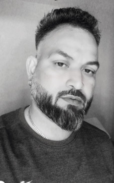 Paul, 34, Romania