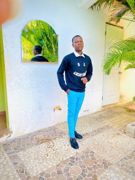 Carlo, 28, Haiti