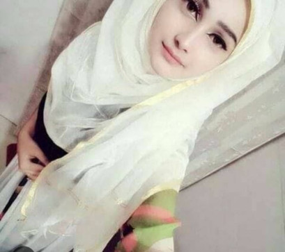 Tina, 18, India