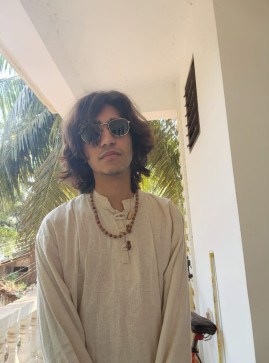 Kakashi, 18, India