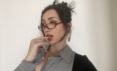 W, 25, Italy