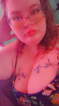 Kiaralynn, 20, United States