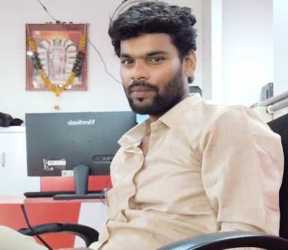 Srinivas, 27, India