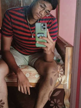 Puskar, 18, India