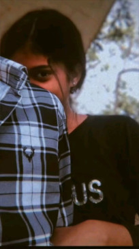 Lina Sharma, 18, India