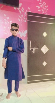 Mohin, 18, India