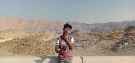 Zihan Zain, 21, Oman