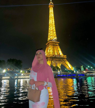 Hanee, 20, Netherlands